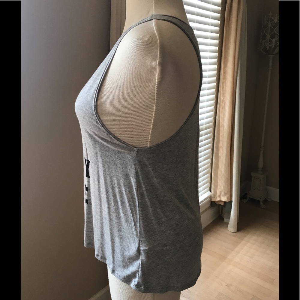 NWT FUN TOP - Picture 2 of 3